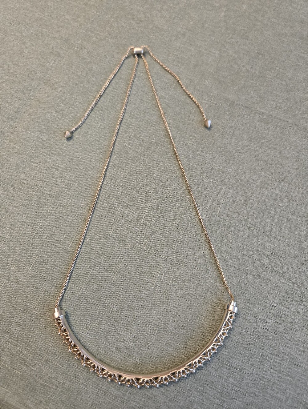 Kendra Scott Lucy Choker Gold - Picture 4 of 6